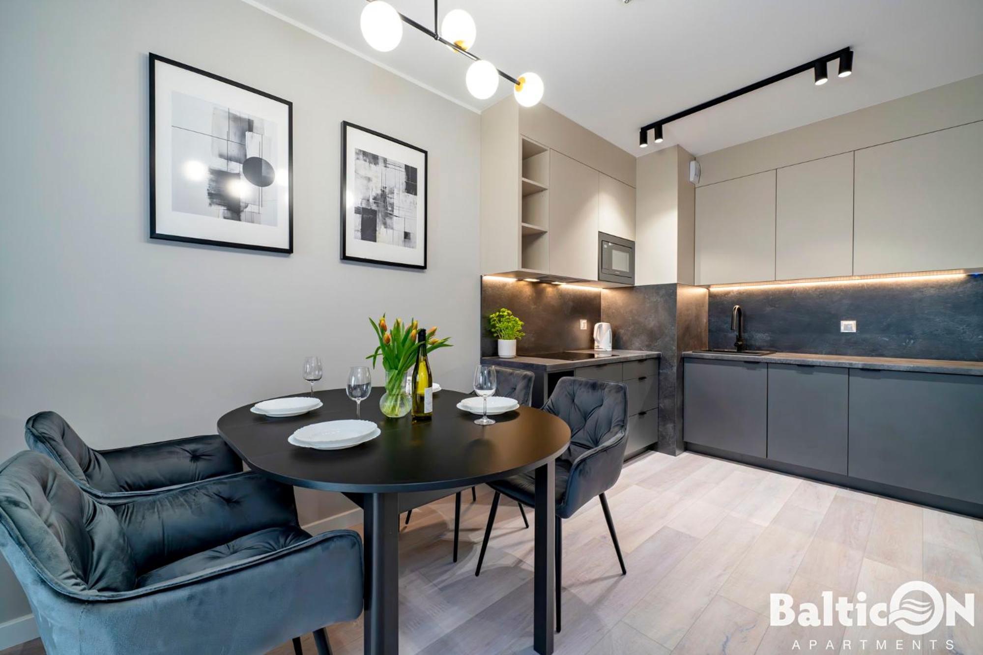 Apartamenty Balticon Kasprowicza Parking Inclusive 科沃布热格 外观 照片