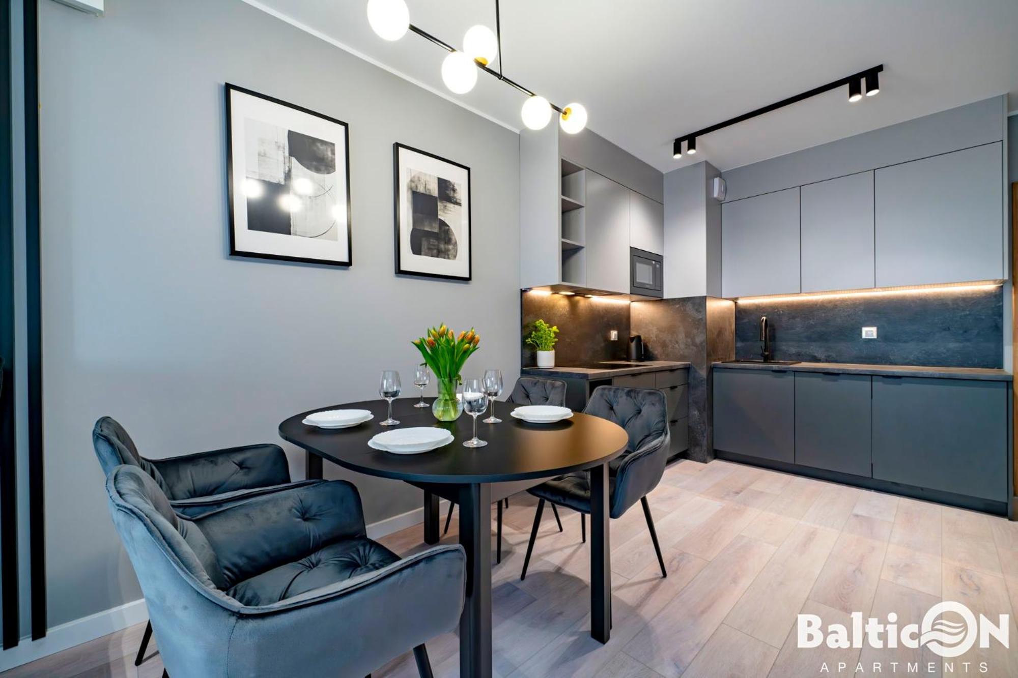 Apartamenty Balticon Kasprowicza Parking Inclusive 科沃布热格 外观 照片