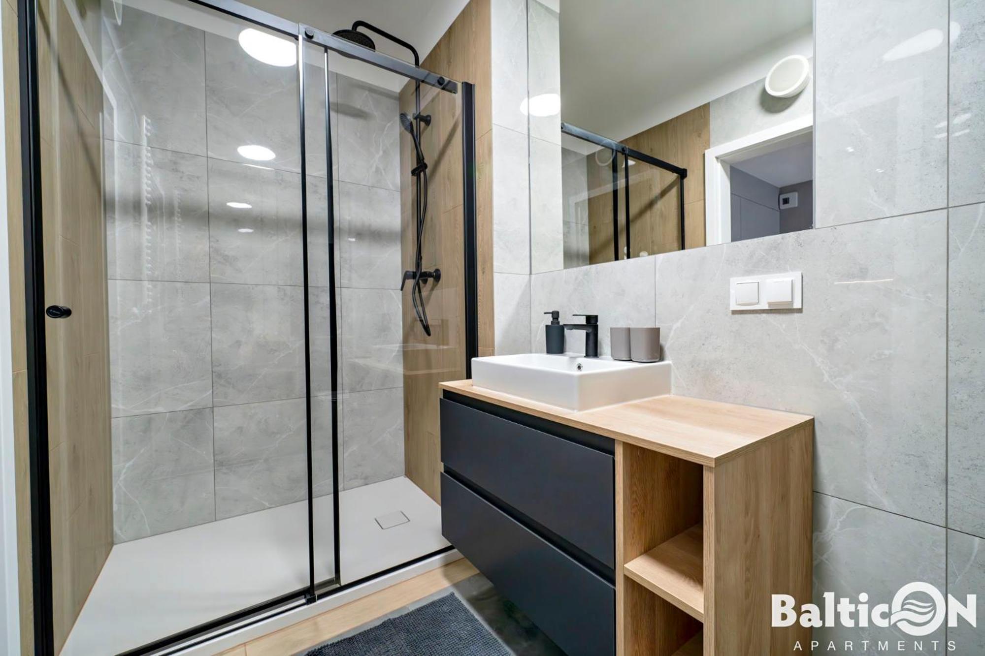 Apartamenty Balticon Kasprowicza Parking Inclusive 科沃布热格 外观 照片