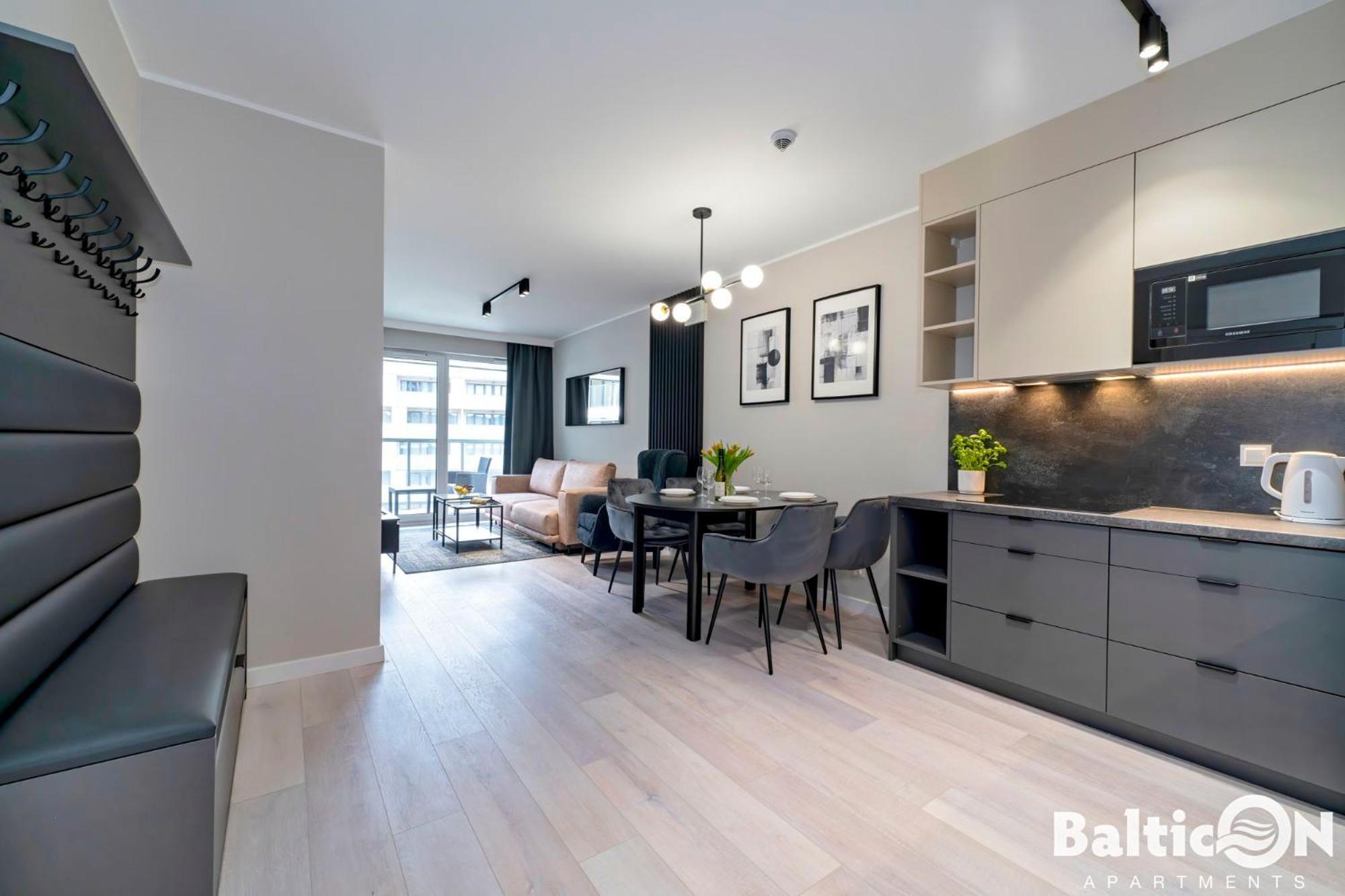 Apartamenty Balticon Kasprowicza Parking Inclusive 科沃布热格 外观 照片