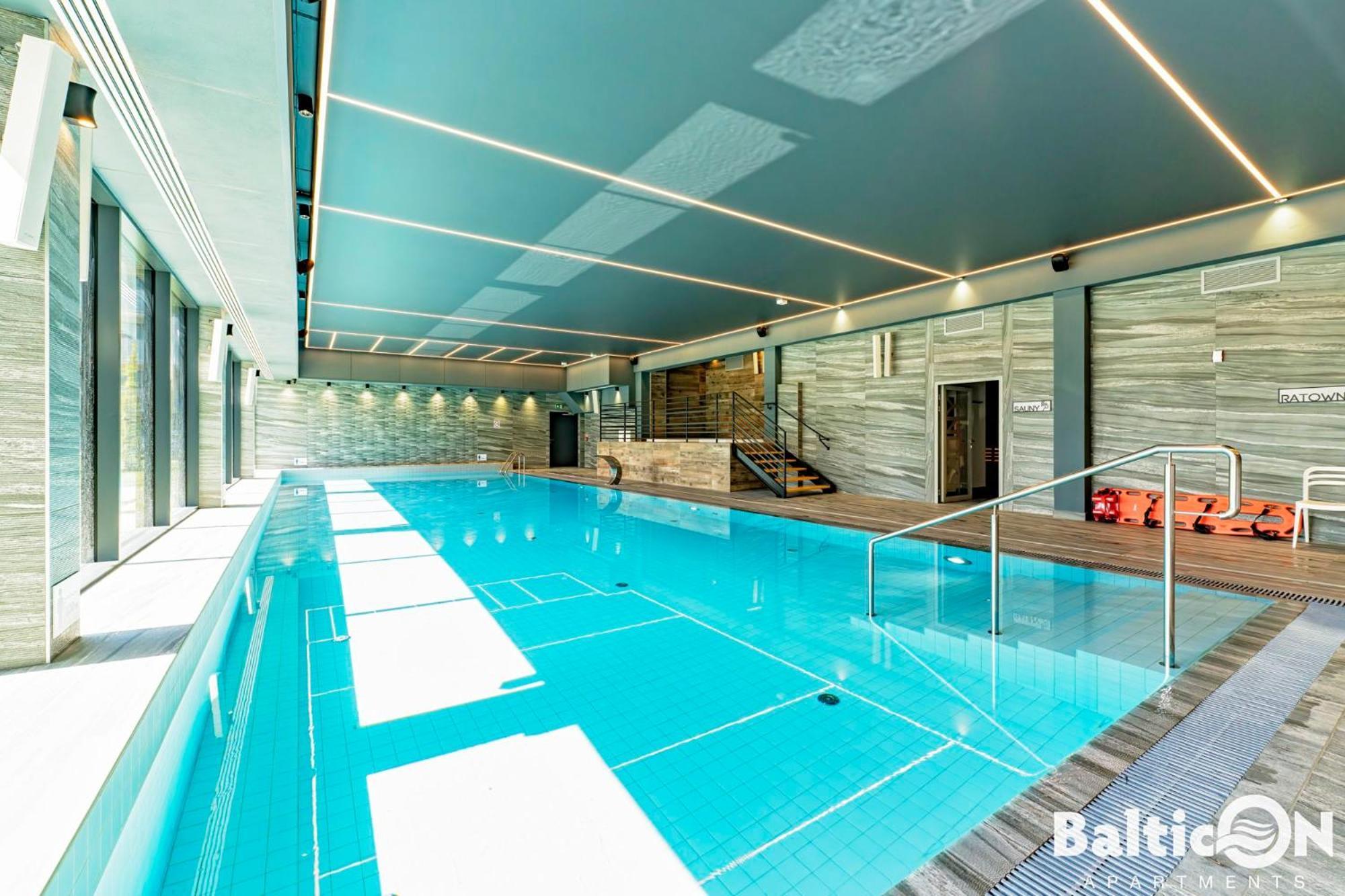 Apartamenty Balticon Kasprowicza Parking Inclusive 科沃布热格 外观 照片