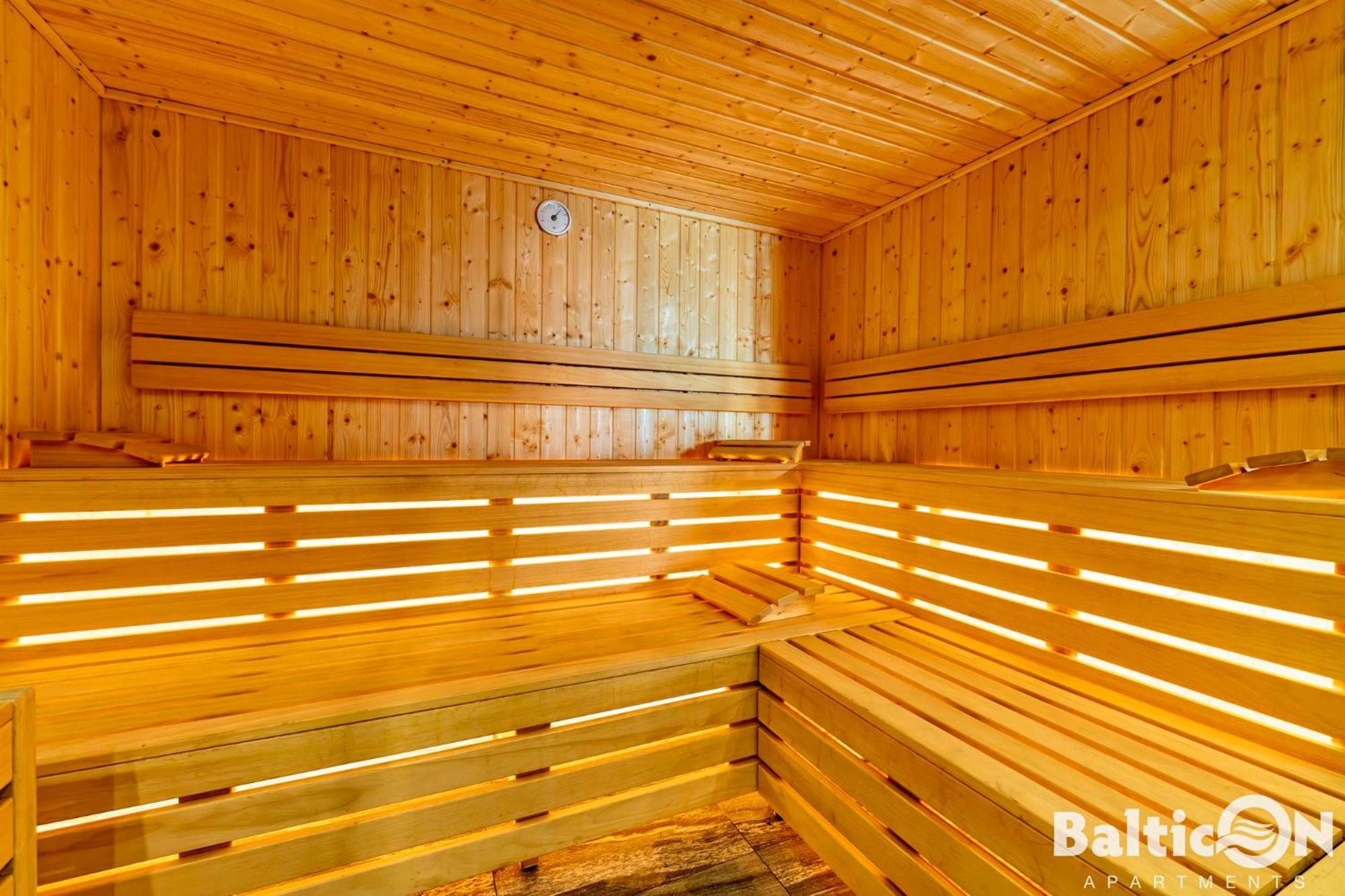Apartamenty Balticon Kasprowicza Parking Inclusive 科沃布热格 外观 照片